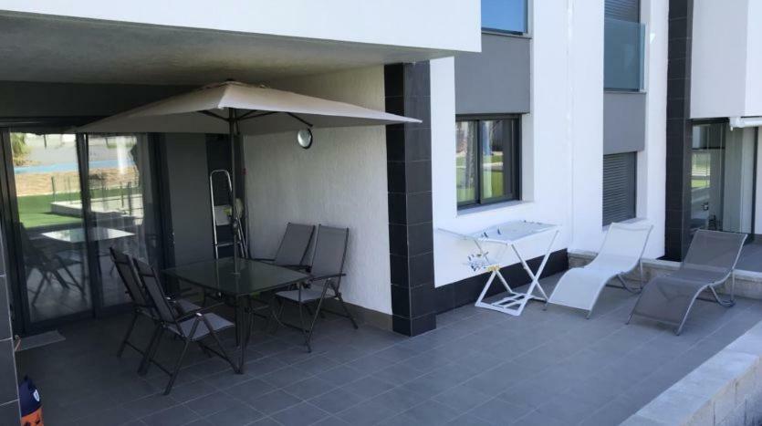 Ferienwohnung Oasis Beach IX PuntaPrima Torrevieja Exterior foto