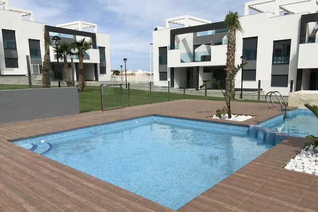 Ferienwohnung Oasis Beach IX PuntaPrima Torrevieja Exterior foto